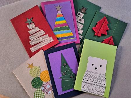 Družinska novoletna ustvarjalna delavnica : voščilnice – Katja Macarol (družinska delavnica)